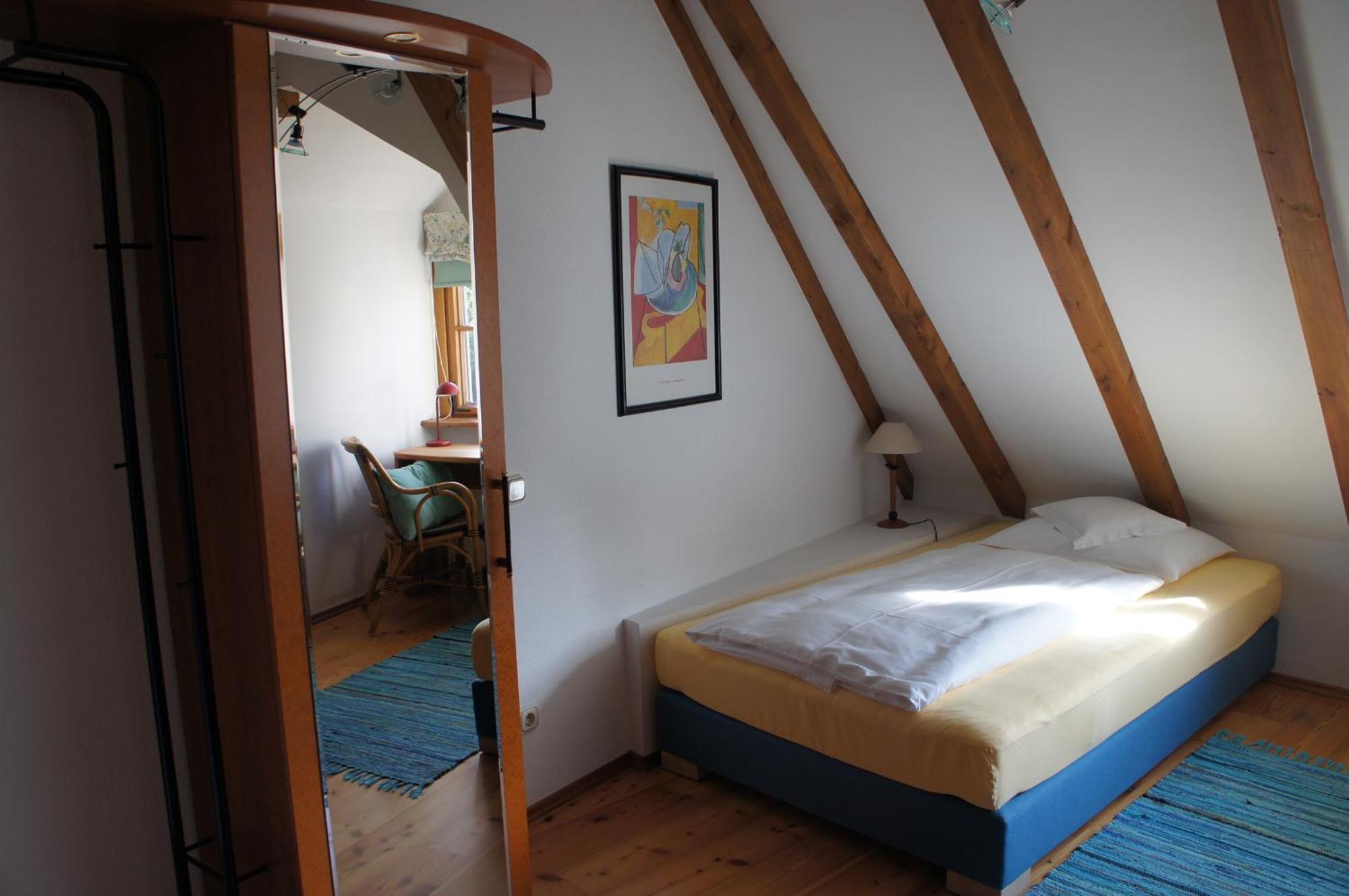 Hotel Schwarzer Adler Erlangen Ruang foto